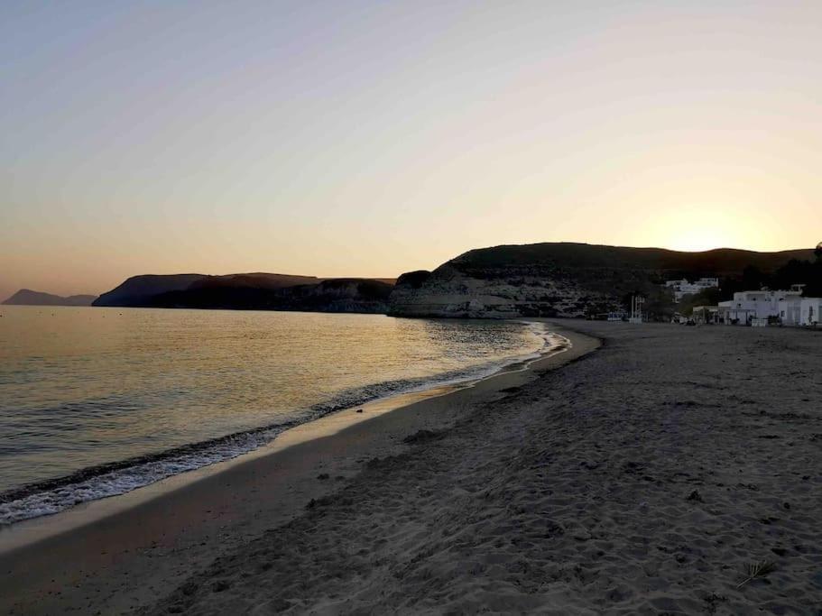 Apartament El Playaiso De Aguamarga Agua Amarga  Zewnętrze zdjęcie