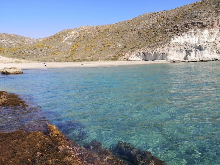 Apartament El Playaiso De Aguamarga Agua Amarga  Zewnętrze zdjęcie