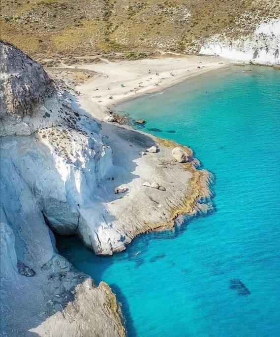 Apartament El Playaiso De Aguamarga Agua Amarga  Zewnętrze zdjęcie